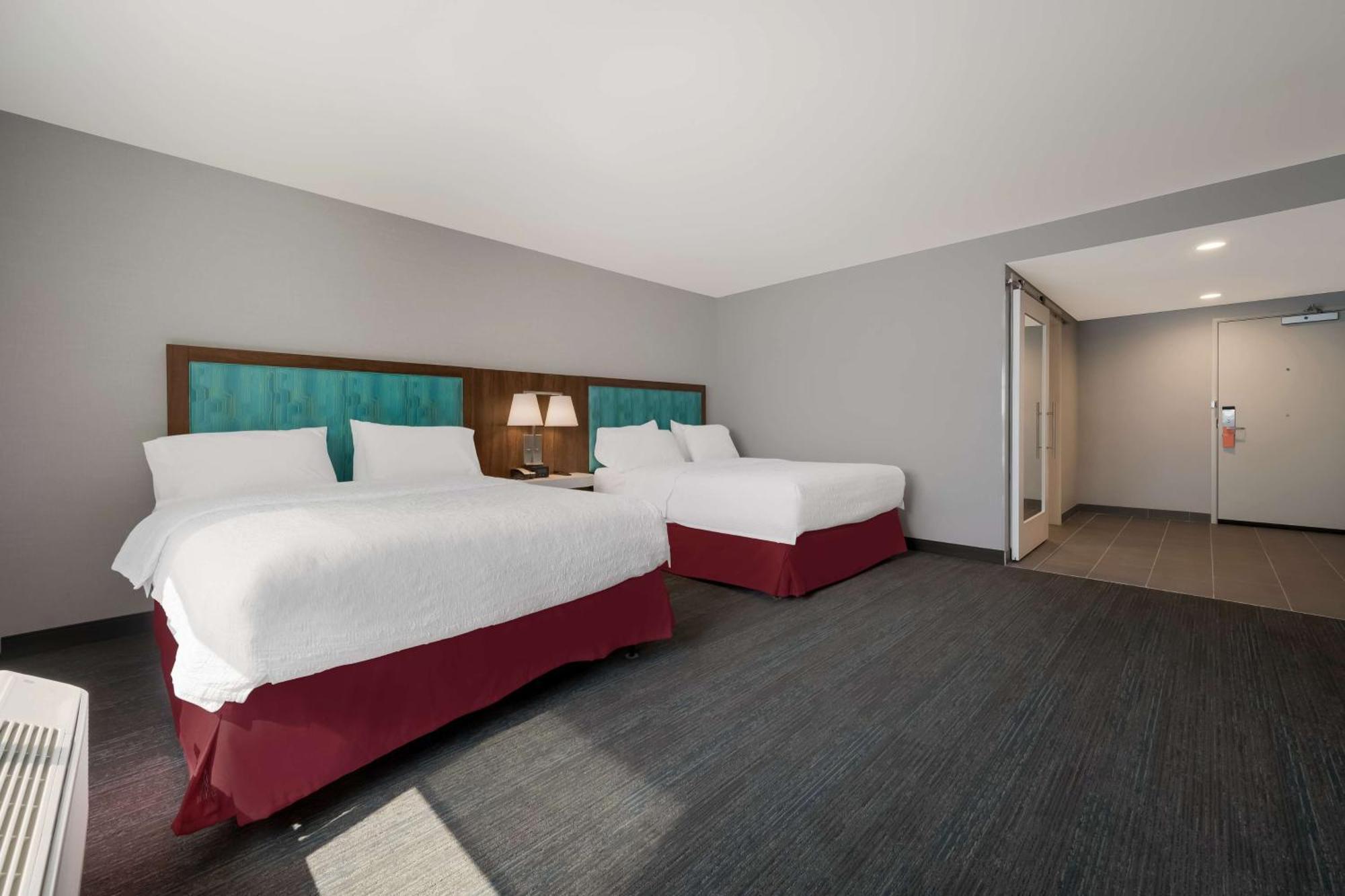 Hampton Inn By Hilton Detroit เซาท์ฟิลด์ ภายนอก รูปภาพ