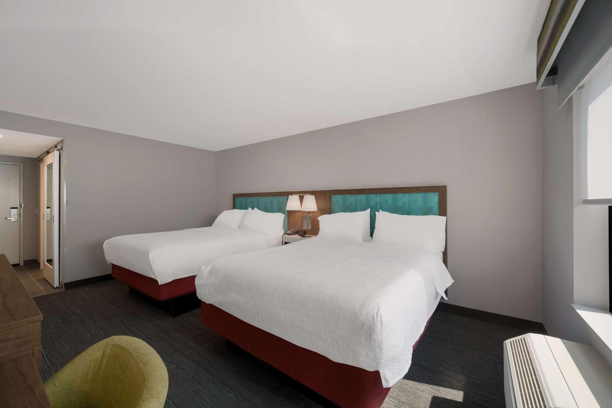 Hampton Inn By Hilton Detroit เซาท์ฟิลด์ ภายนอก รูปภาพ
