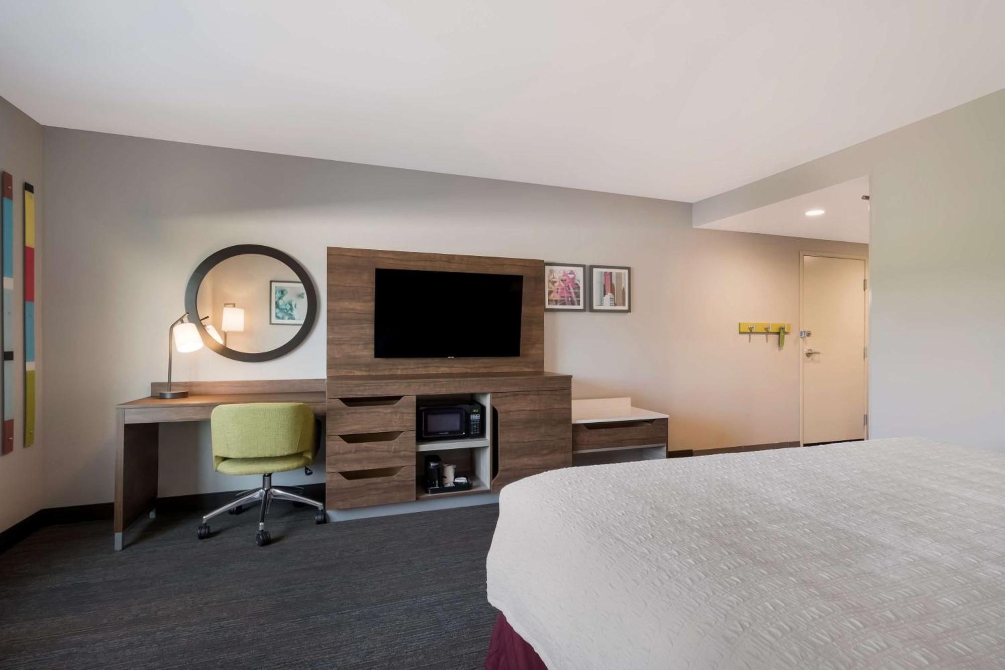 Hampton Inn By Hilton Detroit เซาท์ฟิลด์ ภายนอก รูปภาพ