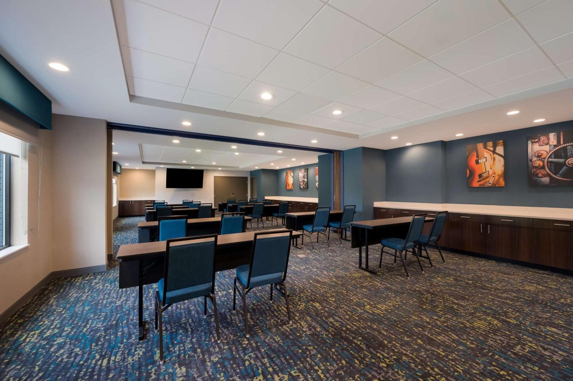 Hampton Inn By Hilton Detroit เซาท์ฟิลด์ ภายนอก รูปภาพ