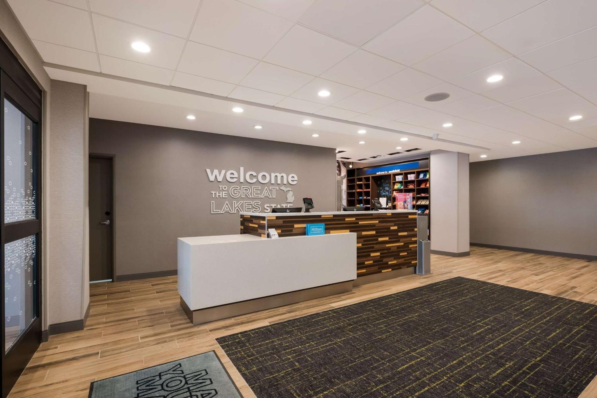 Hampton Inn By Hilton Detroit เซาท์ฟิลด์ ภายนอก รูปภาพ